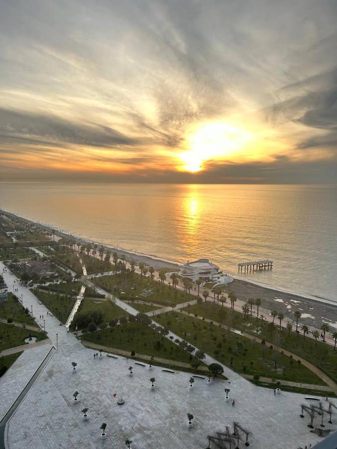 באטומי Студия С Потрясающим Видом На Море В Orbi Beach Tower מראה חיצוני תמונה